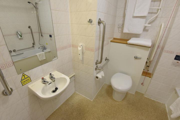Room 20 of 31