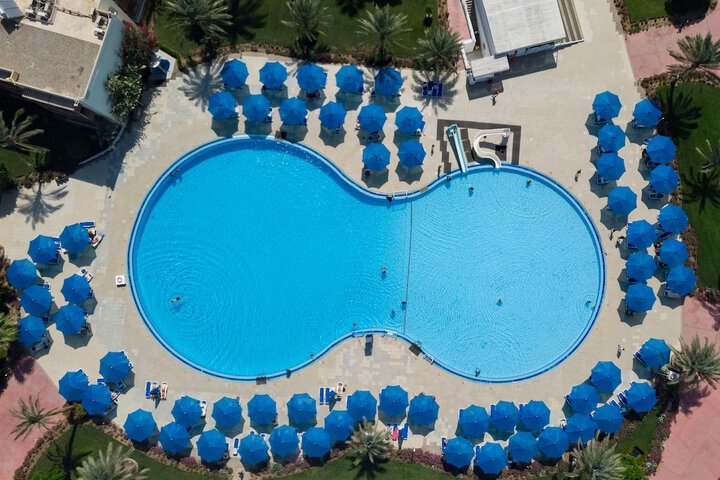 Pool 99 of 241
