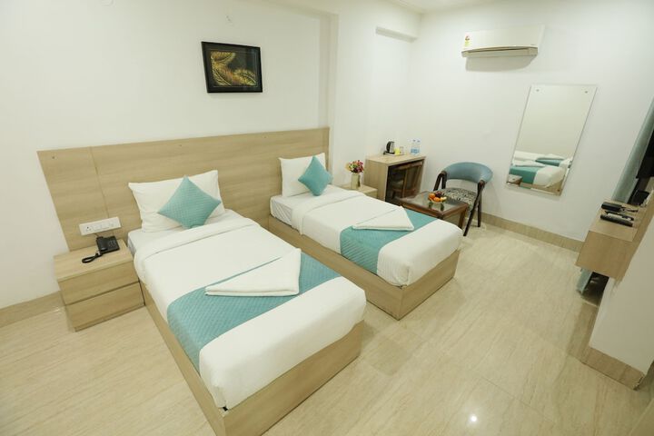 Room 17 of 22