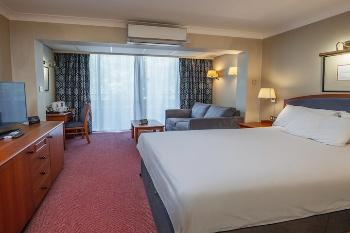Room 27 of 79