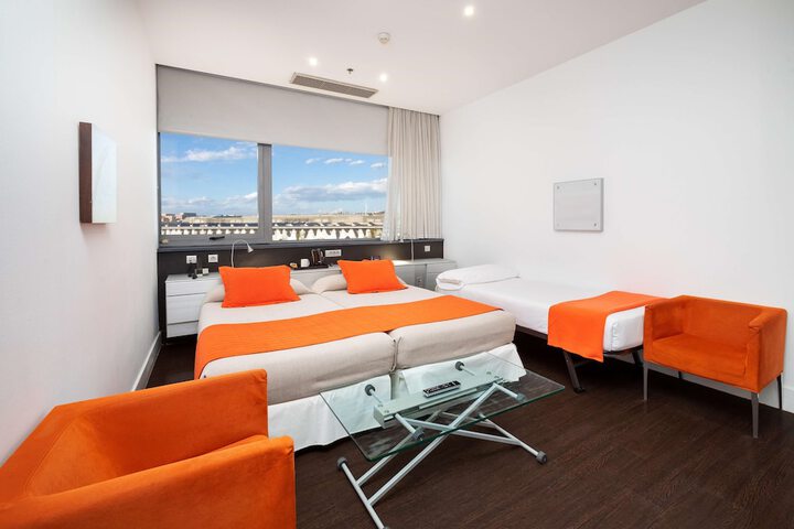Room 18 of 52