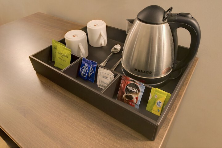Breakfast/Coffee Service 13 of 36