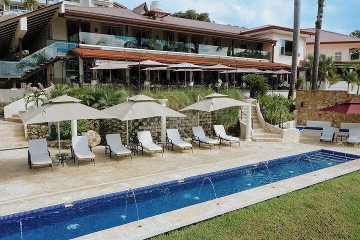 Pool 10 of 92