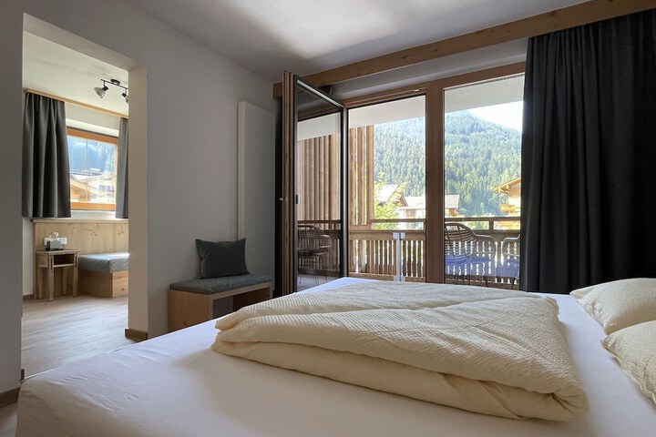 Room 22 of 62