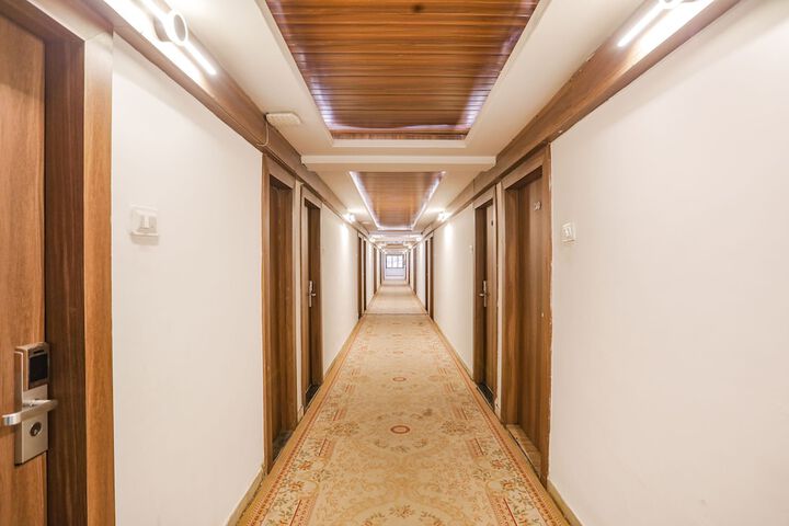 Hotel Interior 7 of 28