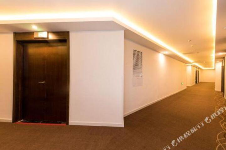 Hanting Youjia Hotel (Xining Tangdao wanda plaza Branch)