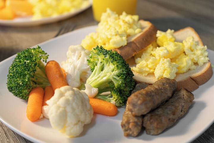 Breakfast meal