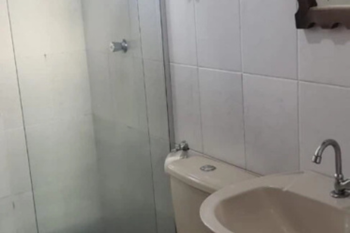 Room 9 of 21