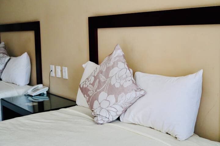 Room 21 of 80