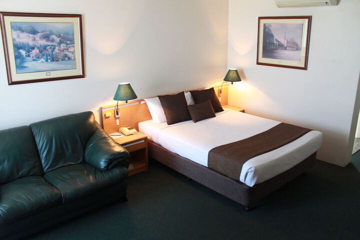 Room 5 of 47