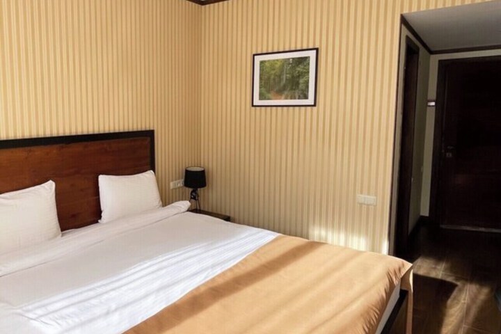Room 16 of 65