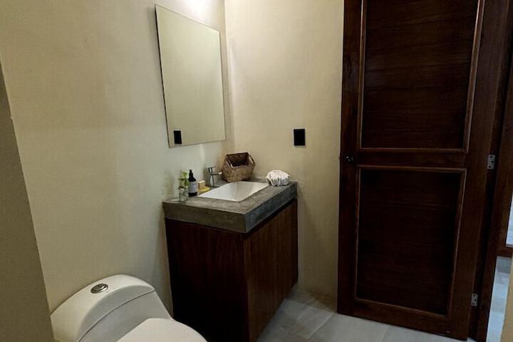 Room 47 of 110
