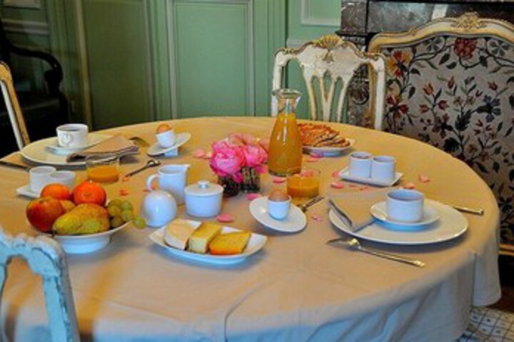 Breakfast/Coffee Service 14 of 53