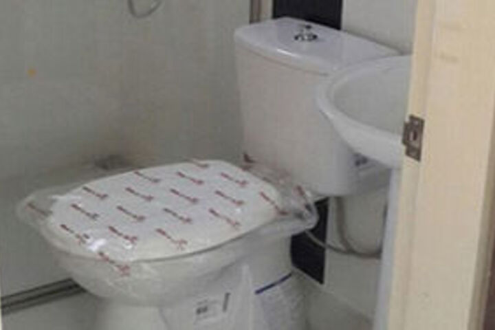 Room 2 of 18