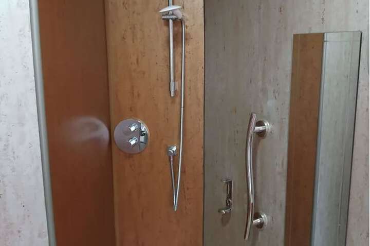 Room 59 of 73