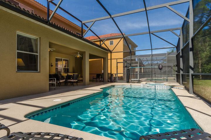 Pool 179 of 195