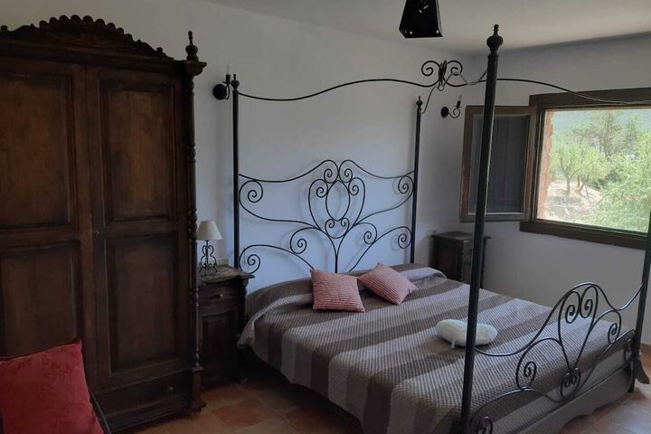 Room 20 of 28