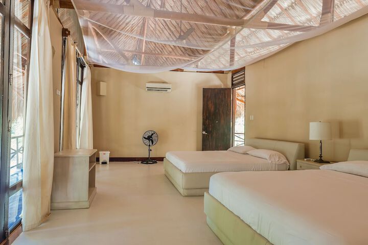 Room 10 of 74