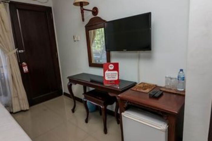 Room 18 of 26