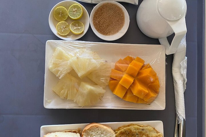 Breakfast/Coffee Service 20 of 22