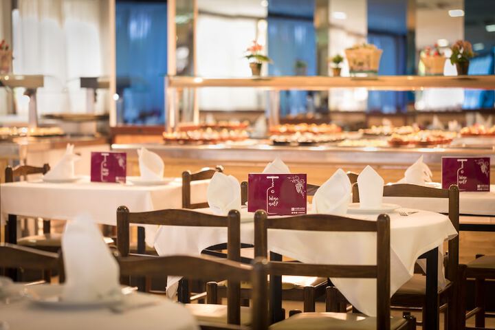 Dining Photos