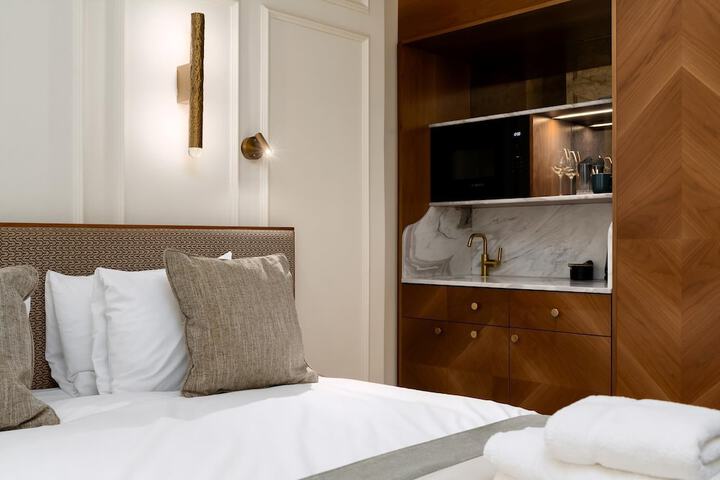 Room 36 of 280