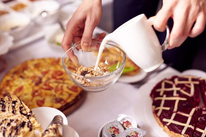 Breakfast/Coffee Service 38 of 51