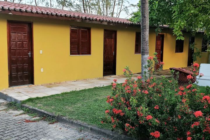 Room 6 of 32
