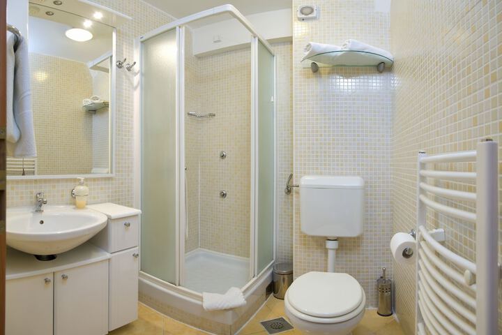 Clean Restrooms