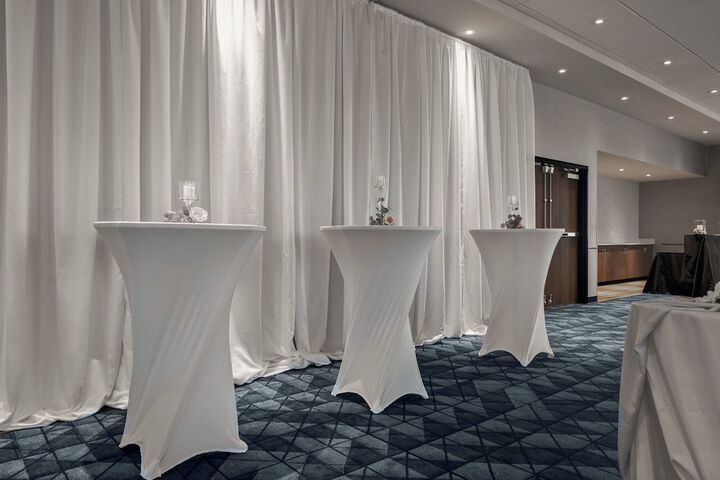 Hotel Interior 3 of 34