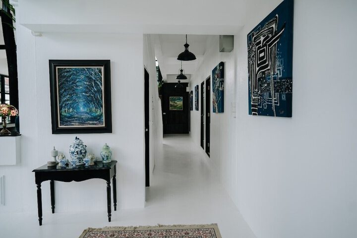 Room 42 of 84