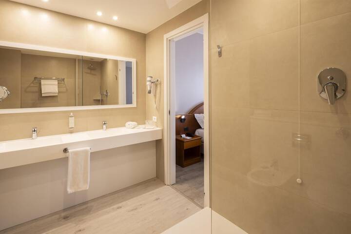 Clean Restrooms