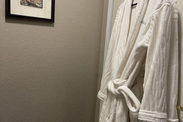 Room 35 of 68