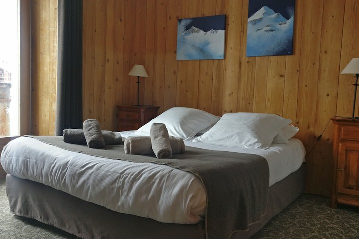 Room 17 of 53