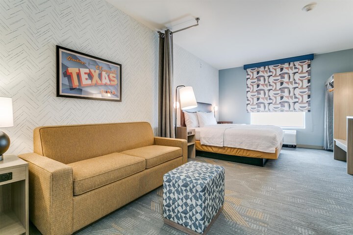 Room 10 of 23