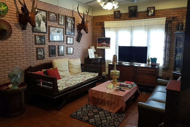 Room 11 of 49