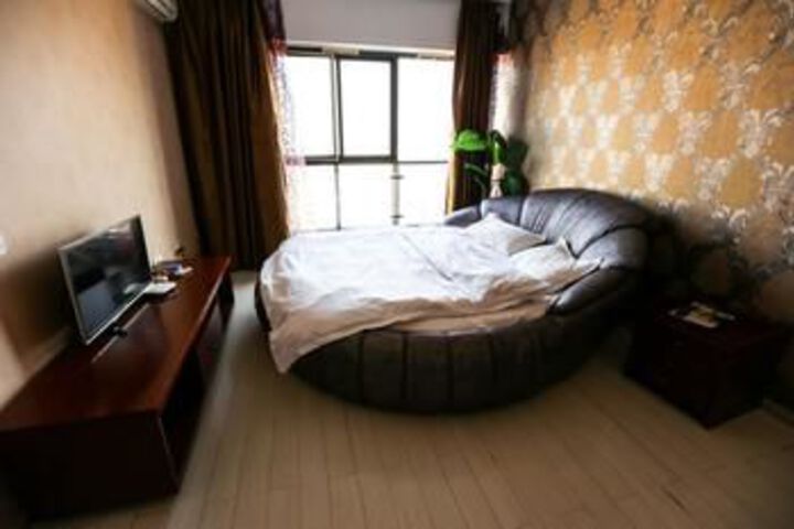 Room 41 of 93