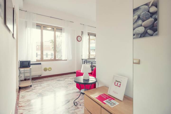 Room 3 of 15