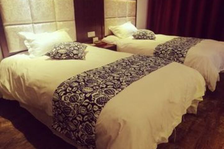 Room 11 of 39