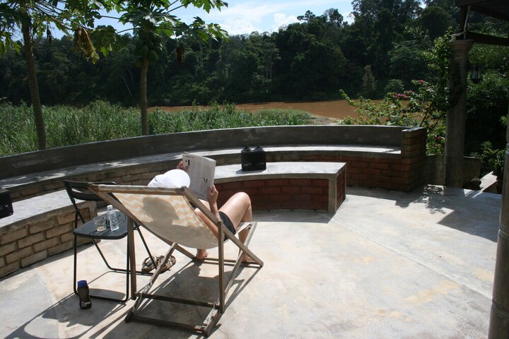 Sundeck 24 of 32