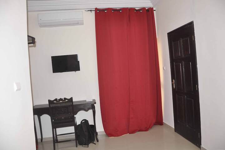 Room 12 of 35