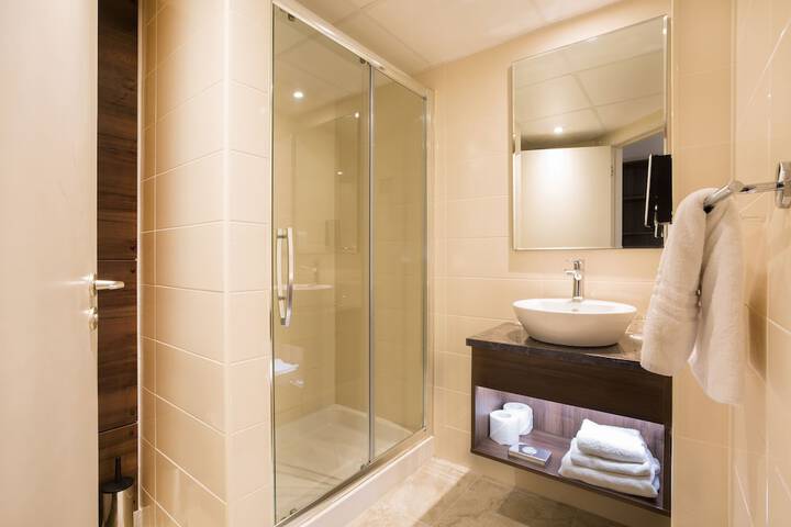 Bath Interior