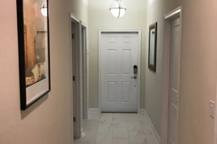 Room 15 of 31