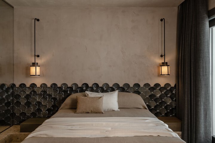 Room 15 of 79