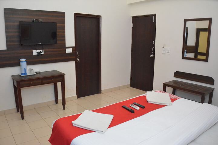 Room 11 of 26