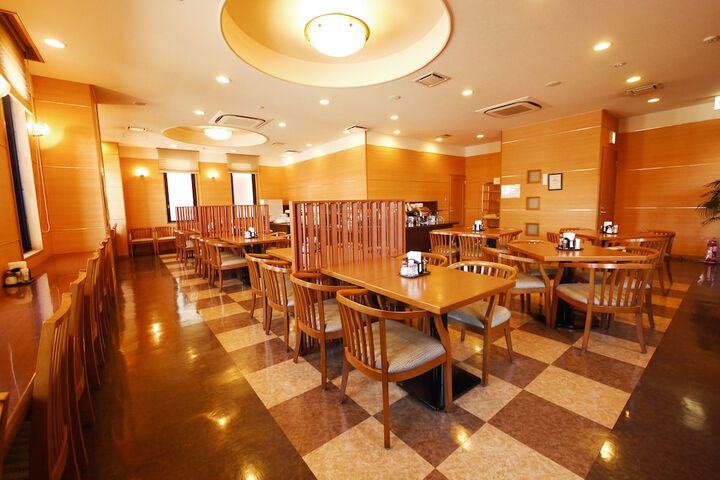 Dining Photos