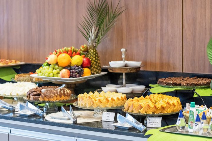Dining Photos