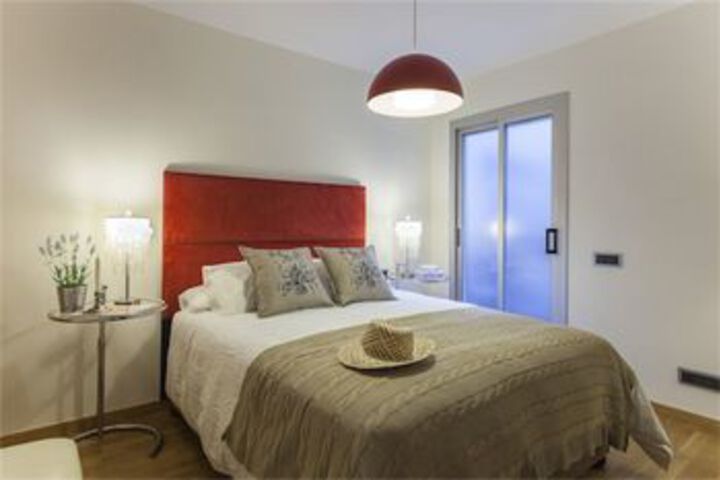 Room 28 of 74