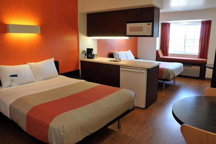 Room 9 of 55