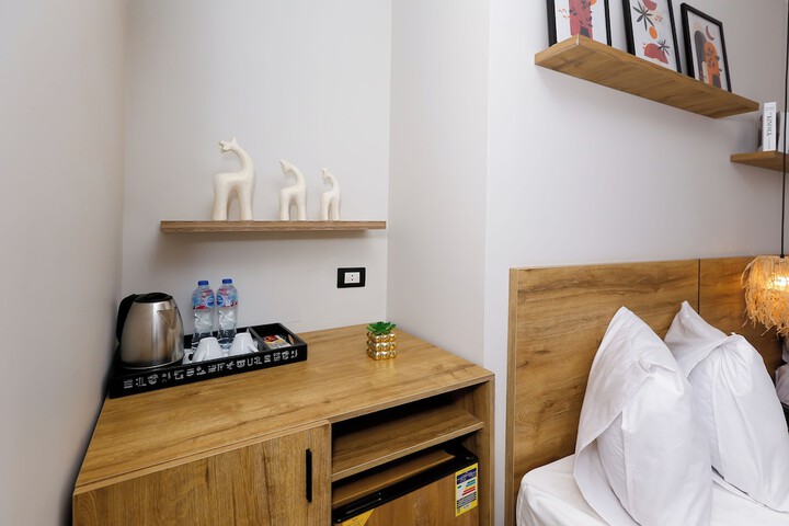 Room 57 of 150